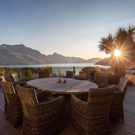 Matterhorn Lodge By Sotheby'S Luxury Rental Homes Queenstown Exterior photo